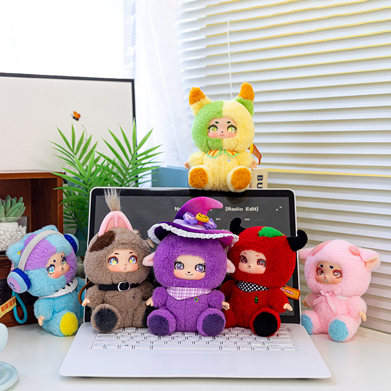 Cute Halloween Witch Doll Viny - Party Games Ideas reseña y precio